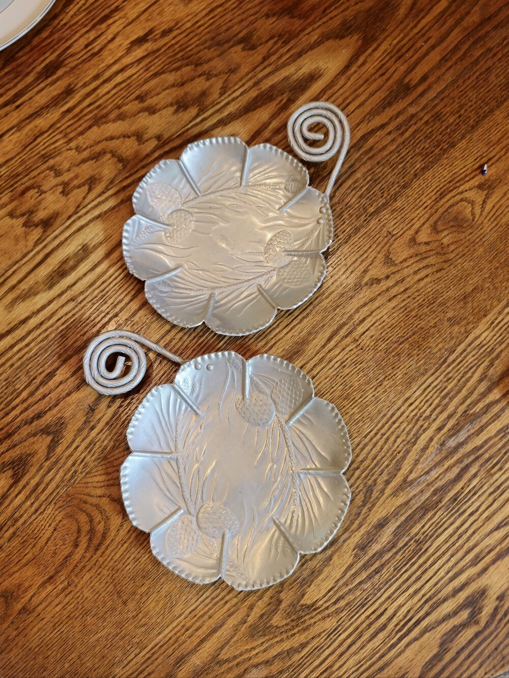 VINTAGE 1960 ALUMINUM CANDY DISHES (2l Embossed Pine Cones And Branches